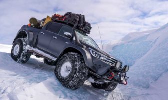 Expeditions 7 completes the first successful traverse of the Greenland Ice Cap
