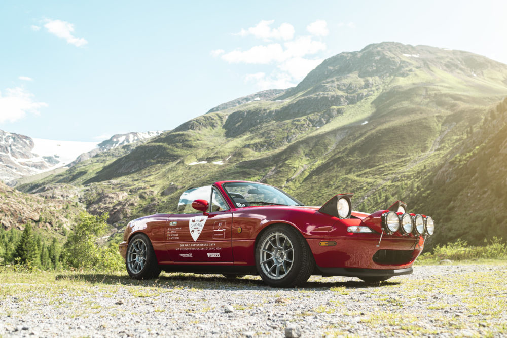 Mazda MX 5 Red bull