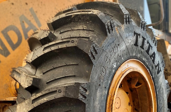Loader tires outlet