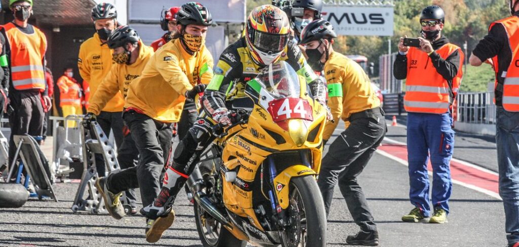 Dunlop named exclusive tire supplier to EWC Superstock class