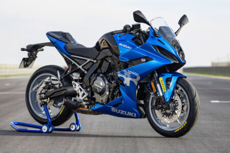 Dunlop SportSmart TT added to the Suzuki GSX-8R