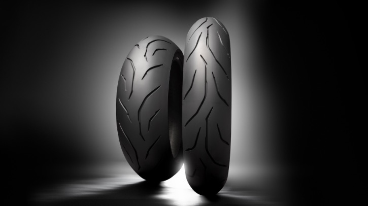 Dunlop unveils SportSmart Mk4 motorcycle tire Dunlop Unveils SportSmart Mk4 motorcycle tire
