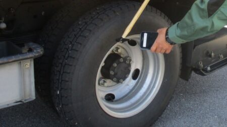 Yokohama begins testing of AI technology to gauge air pressure Yokohama begins testing of AI technology to gauge air pressure.