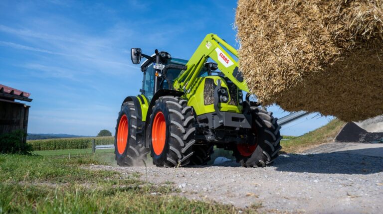 Additional Vredestein Traxion tires for Claas Arion tractors.